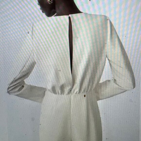 Zara Cream Long Sleeve Romper w/ Gold Chain Detail, Sz L, NWT - Picture 3 of 8